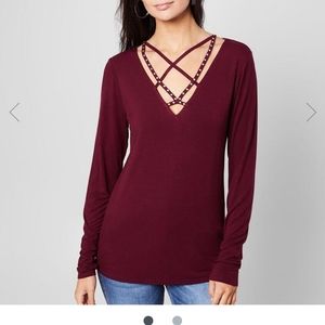 Red by BKE L rhinestone shirt